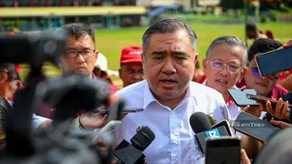 Transport Minister Anthony Loke says the ministry will engage e-hailing operators on additional safety measures for drivers following recent assault cases. – Bernama file pic